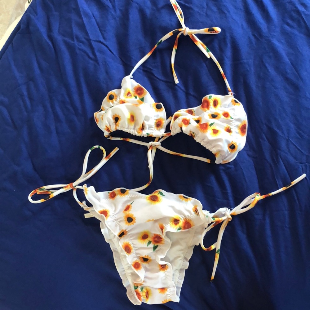Sunflower bikini